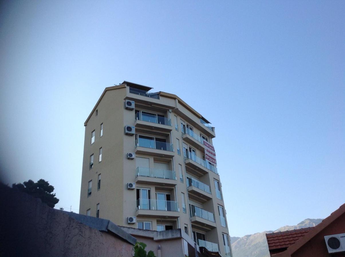 Apartments Jelusic 布德瓦 外观 照片